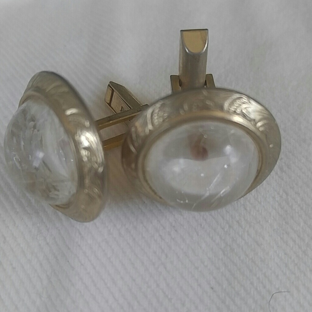 Cool mustard seed vintage cufflinks